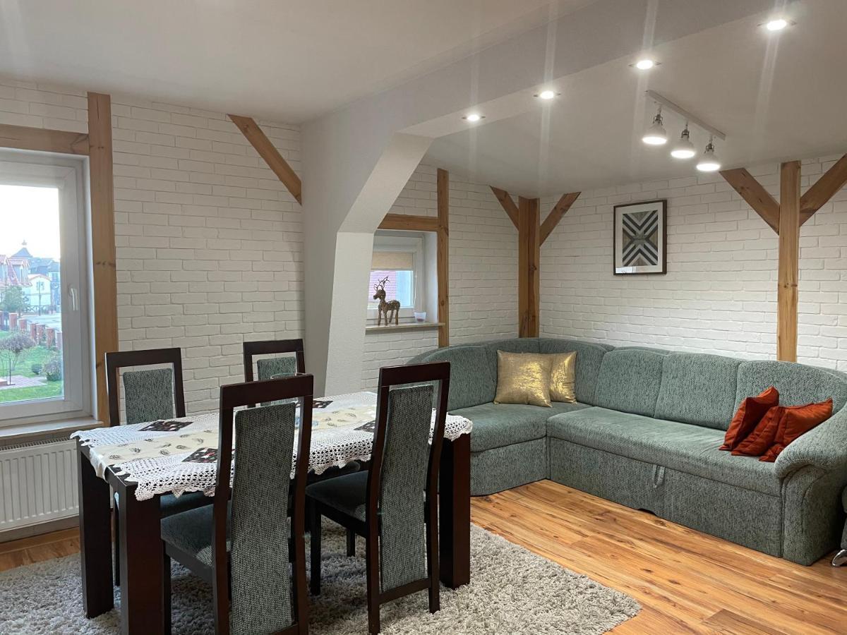 Apartament Przy Ulicy Zaruskiego Blisko Plazy Ustka Exterior foto