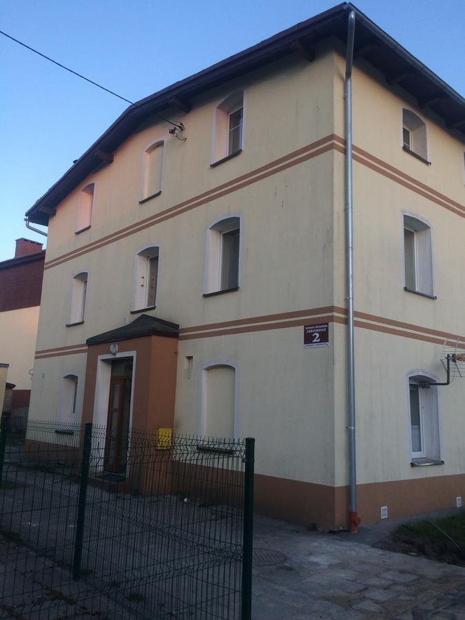 Apartament Przy Ulicy Zaruskiego Blisko Plazy Ustka Exterior foto